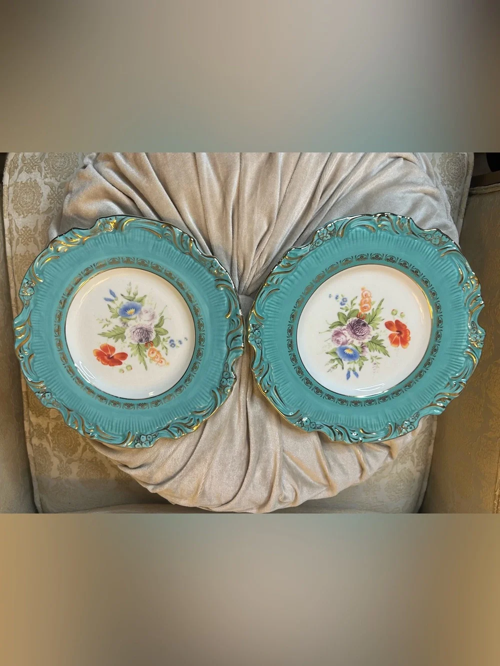 ✨Pair Anthropologie Grace Floral Victorian Turquoise Gold Dessert 8.5